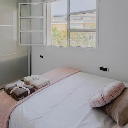 Adosado En Costa Adeje 아파트 플라야데라스아메리카스